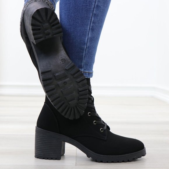 Nubuck Lug Chunky Heel Warm Lining Black Ankle Boots - Picture 8 of 12